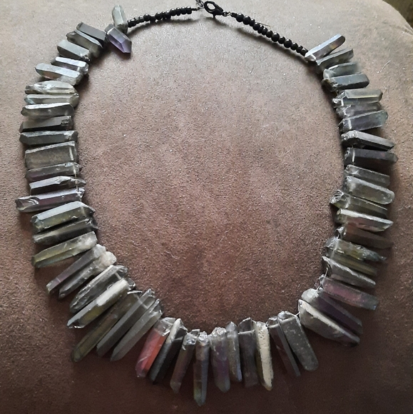 Aura quartz irridescent Brutalist crystal pointed gemstone points necklace - Picture 10 of 11
